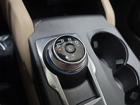 Certified 2022 Ford Escape SEL FWD image 23