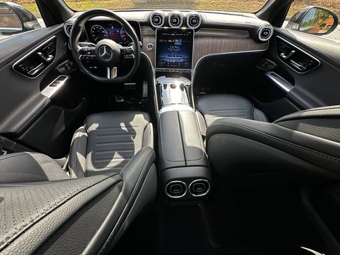 Certified 2025 Mercedes-Benz GLC 300 w/ AMG Line image 27