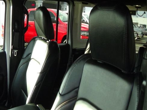 Certified 2024 Jeep Wrangler Sahara w/ Safety Group image 15