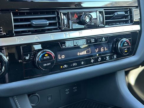 New 2026 Nissan Pathfinder SL AWD/4WD image 22