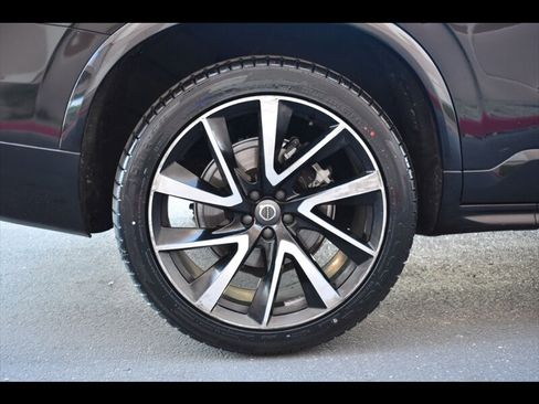 Used 2019 Volvo XC90 T6 Momentum image 42