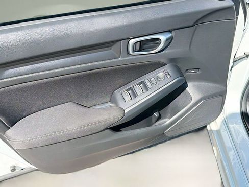 Used 2024 Honda Civic Sport image 29