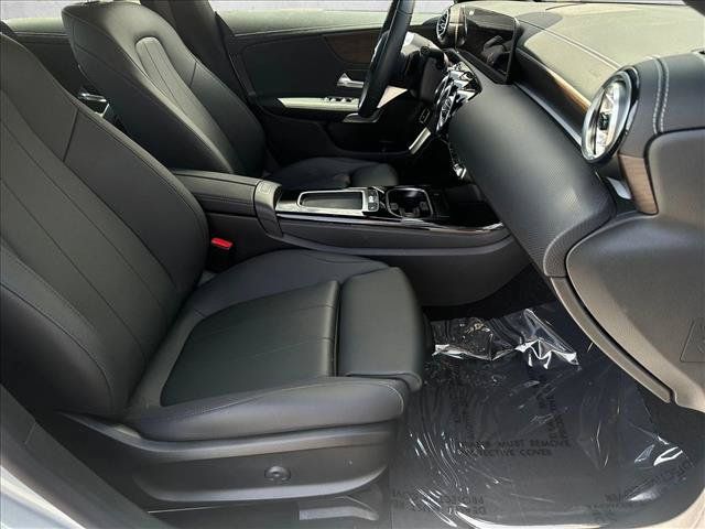 Certified 2026 Mercedes-Benz CLA 250 image 21