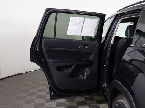 Used 2021 Volkswagen Atlas SE w/ Panoramic Sunroof Package AWD/4WD image 20