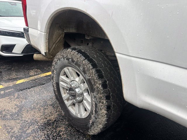 Used 2019 Ford F250 XL w/ STX Appearance Package AWD/4WD image 9
