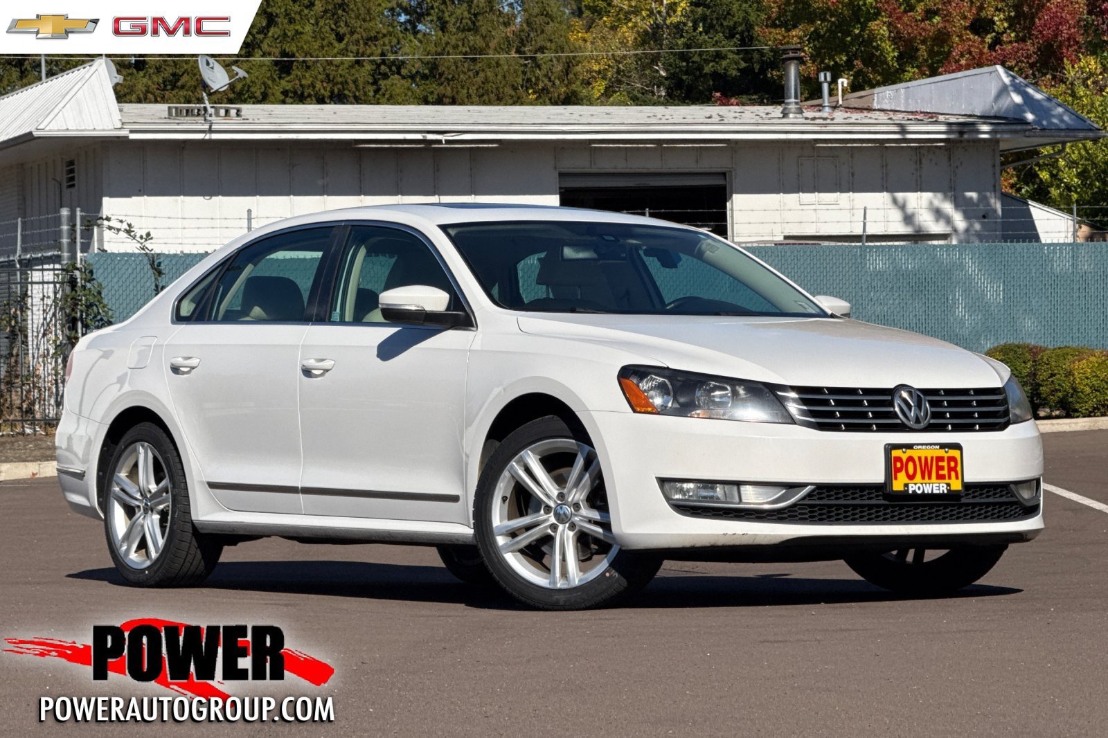 Used 2013 Volkswagen Passat TDI SEL Premium FWD image 1