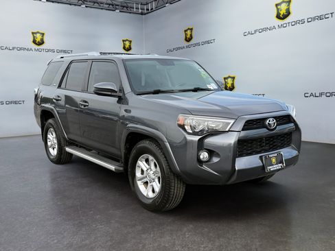 Used 2016 Toyota 4Runner SR5 image 7