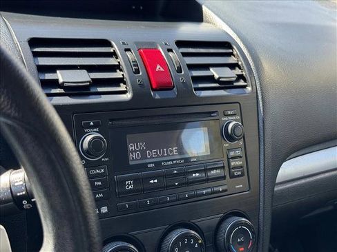 Used 2013 Subaru Crosstrek 2.0i Premium image 14