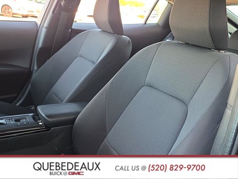 Used 2024 Toyota Prius LE image 12