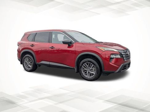 Certified 2025 Nissan Rogue S image 2