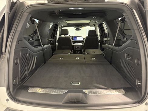 Used 2025 Chevrolet Suburban Premier w/ Sun And Tow Package image 8