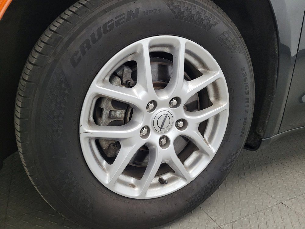 Used 2023 Chrysler Voyager LX FWD image 31