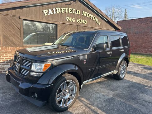 Used 2011 Dodge Nitro Heat AWD/4WD image 1