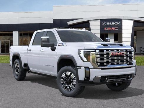 New 2026 GMC Sierra 2500 Denali w/ Technology Package AWD/4WD image 7