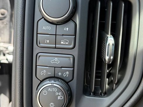 Used 2026 Chevrolet Silverado 1500 Custom w/ LPO, Dark Essentials Package AWD/4WD image 20