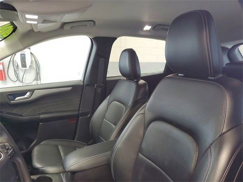 Used 2024 Ford Escape Platinum image 12