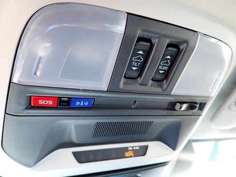 Certified 2025 Subaru Crosstrek 2.5i Limited image 27