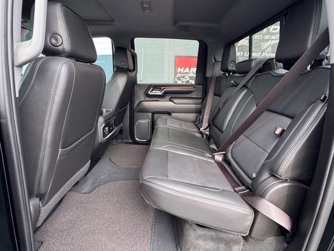 Used 2024 GMC Sierra 3500 Denali w/ Technology Package image 23