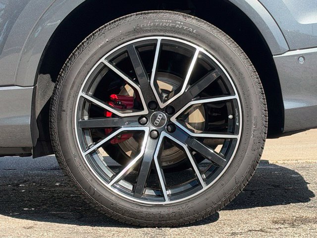 Used 2023 Audi SQ8 Prestige AWD/4WD image 3