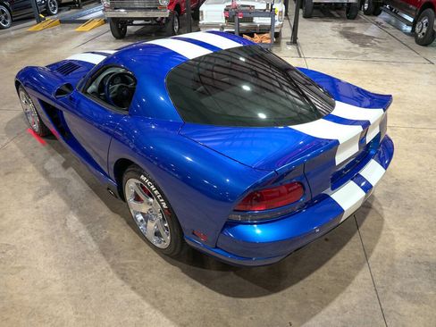Used 2006 Dodge Viper SRT-10 w/ First Edition Group RWD image 16