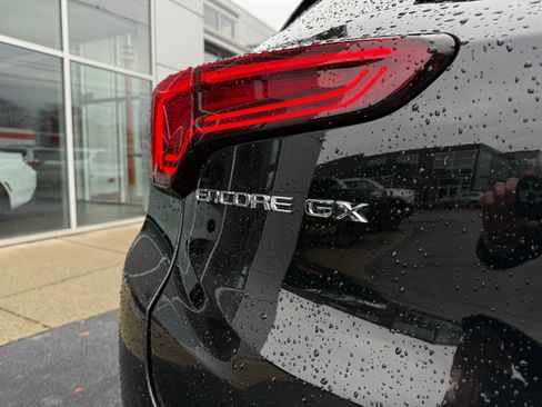 Used 2024 Buick Encore GX Sport Touring image 8