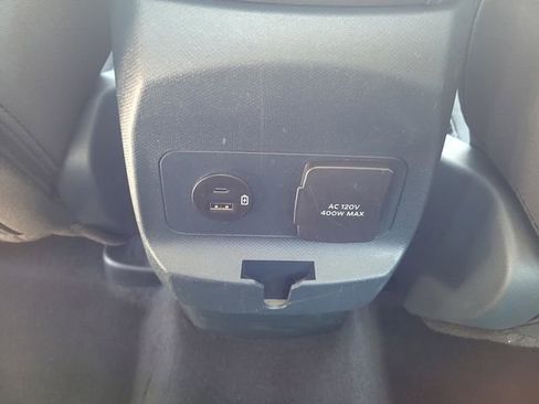 Certified 2023 Ford Maverick XLT w/ XLT Luxury Package FWD image 13