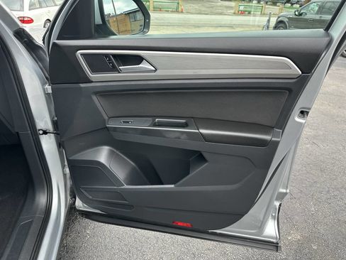 Used 2018 Volkswagen Atlas S FWD image 13