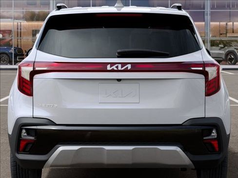 New 2026 Kia Seltos S FWD image 13