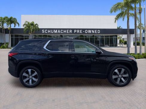 Used 2020 Chevrolet Traverse LT w/ LT Premium Package AWD/4WD image 8