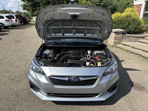 Used 2019 Subaru Impreza 2.0i image 12