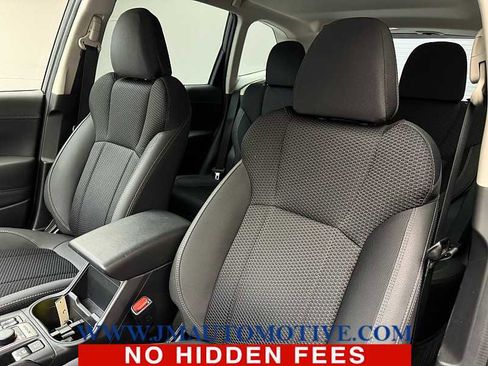 Used 2023 Subaru Forester Premium image 14