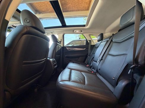 Used 2019 Cadillac XT5 Premium Luxury w/ Driver Assist Package FWD image 26