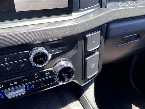 Used 2024 Ford F450 Platinum w/ FX4 Off-Road Package AWD/4WD image 15