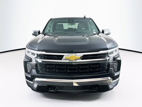 Used 2023 Chevrolet Silverado 1500 LT image 2