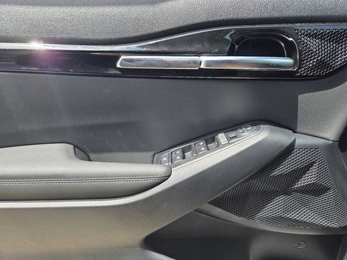 New 2026 Kia Seltos S FWD image 16