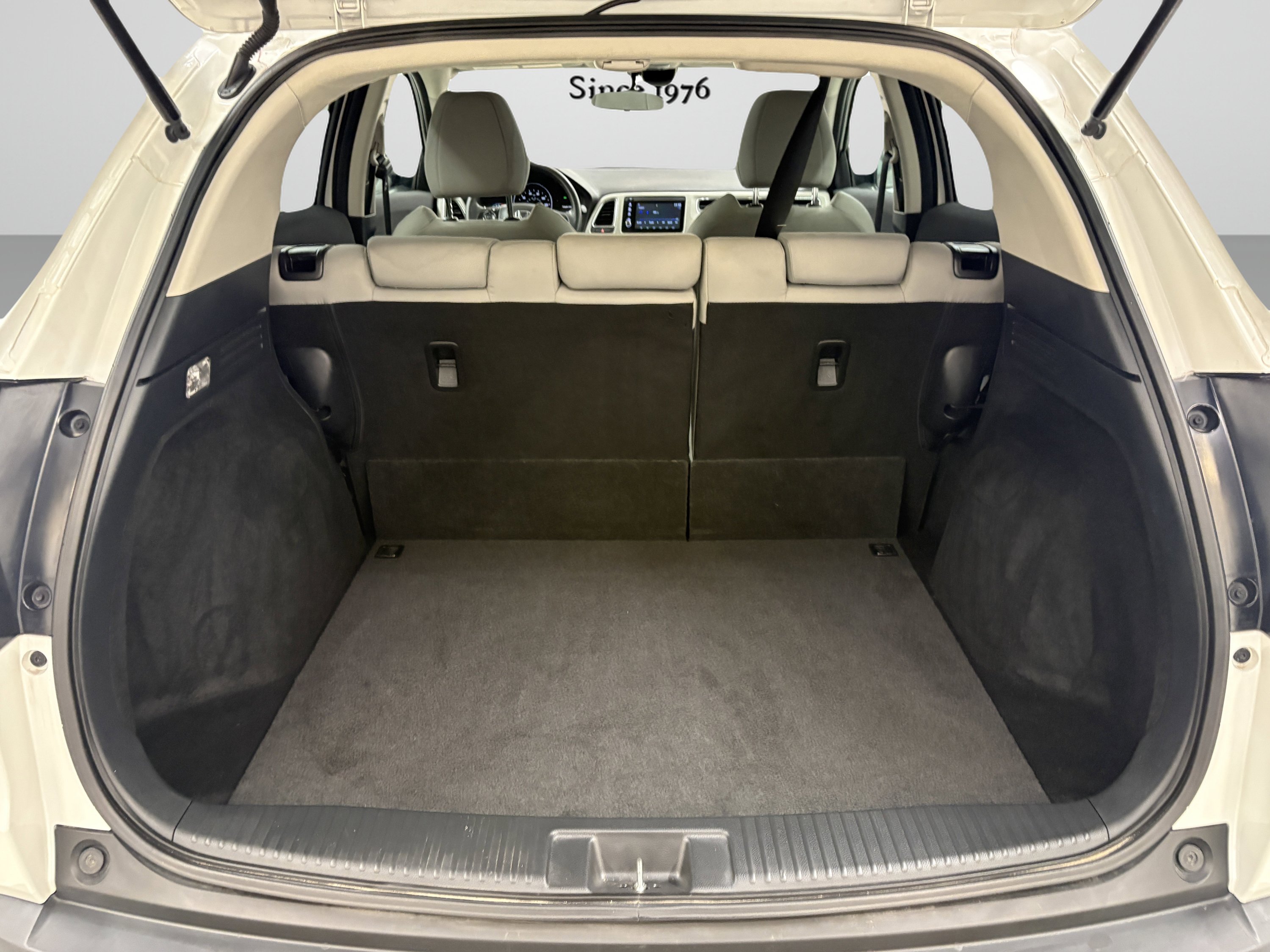 Used 2021 Honda HR-V EX image 7