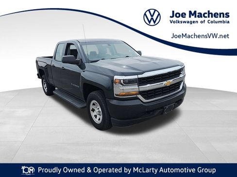 Used 2017 Chevrolet Silverado 1500 W/T w/ Trailering Package AWD/4WD image 1