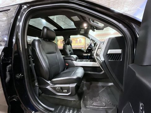 Used 2017 Ford F250 Lariat w/ Lariat Ultimate Package image 15