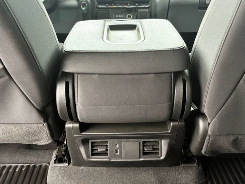 Used 2024 Chevrolet Silverado 1500 Custom Trail Boss w/ LPO, Dark Essentials Package AWD/4WD image 24