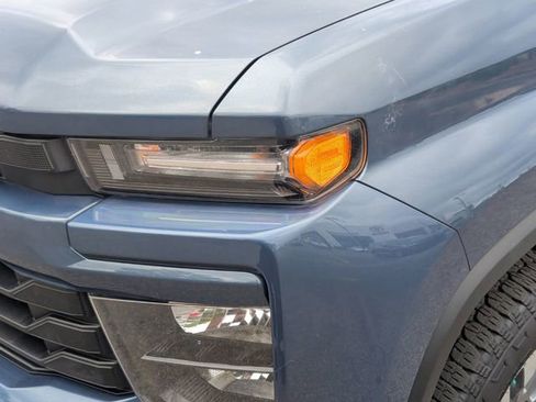 Used 2025 Chevrolet Silverado 2500 Custom w/ Custom Value Package AWD/4WD image 10