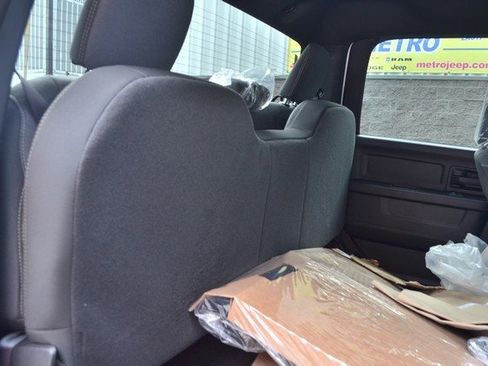 New 2024 RAM 3500 Tradesman w/ Chrome Appearance Group image 31