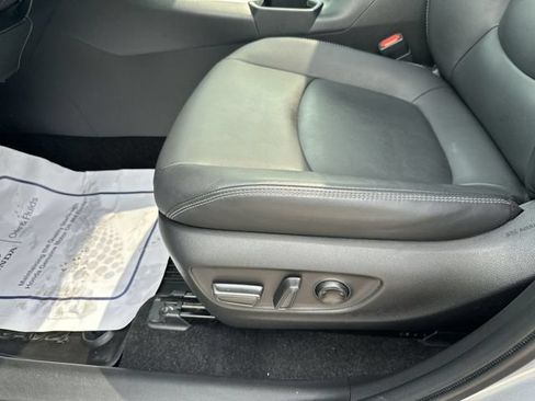 Used 2023 Toyota RAV4 XLE Premium AWD/4WD image 16
