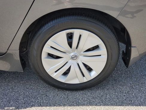 Certified 2023 Nissan Leaf S FWD image 7
