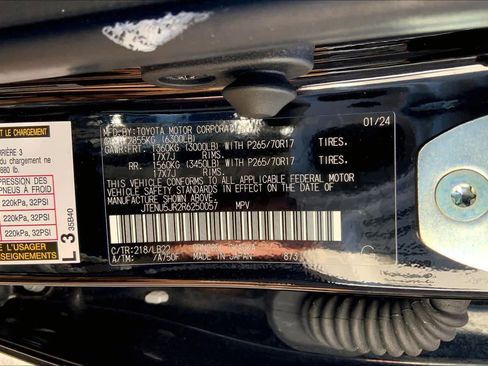 Used 2024 Toyota 4Runner SR5 Premium image 33