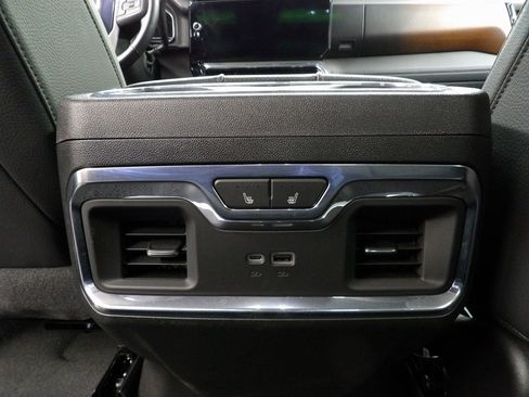 Used 2025 GMC Sierra 2500 Denali w/ Denali Reserve Package image 11