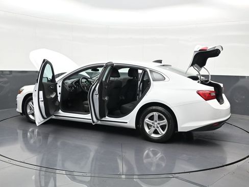 Used 2024 Chevrolet Malibu LS FWD image 37