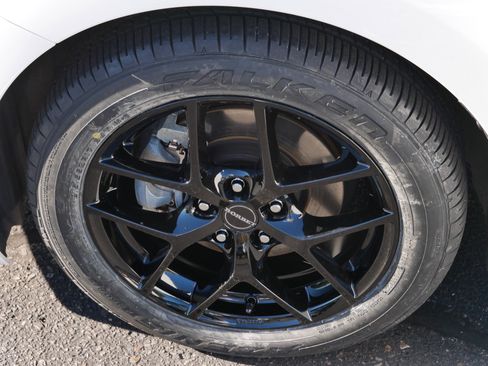 Certified 2025 Toyota Camry SE image 15