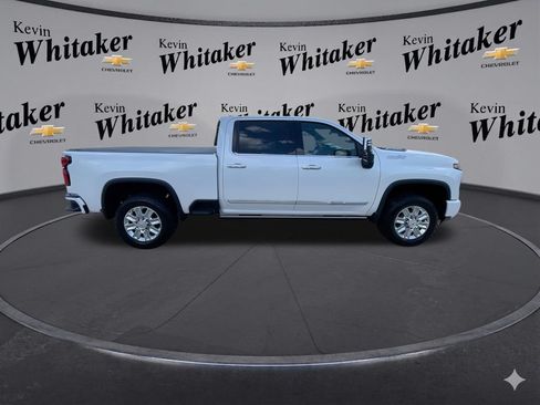 Used 2025 Chevrolet Silverado 2500 High Country w/ Technology Package AWD/4WD image 10