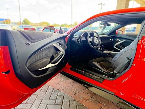 Used 2021 Chevrolet Camaro ZL1 image 33