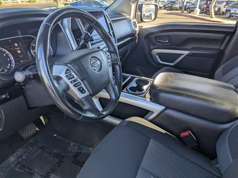 Certified 2021 Nissan Titan SV w/ SV Convenience Package image 16